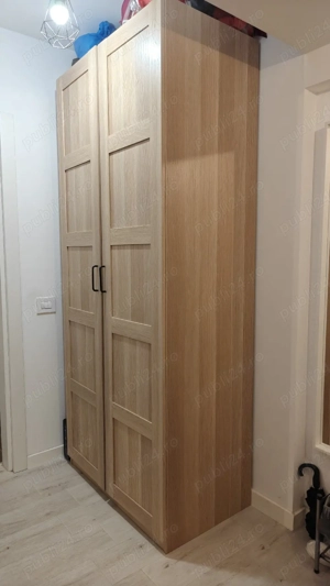 Dulap lemn 2 uși   șifonier spațios, stare foarte bună