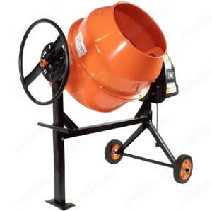 închiriez betonieră 