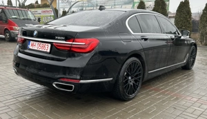 Proprietar în acte! Vând BMW 750Li 4.4Benzina 450Cp 2016 122k km - imagine 4