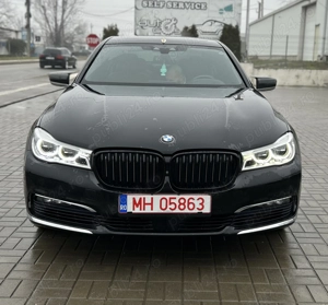 Proprietar în acte! Vând BMW 750Li 4.4Benina 450Cp 2016