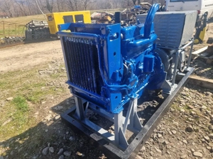 vând generator 38kva 
