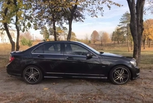 Mercedes C250 4Matic (4x4) Biturbo 204 CP pachet AMG - imagine 7