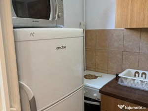 garsoniera costin georgian-metrou 6 minute - imagine 5