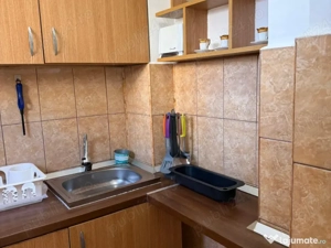 garsoniera costin georgian-metrou 6 minute - imagine 7