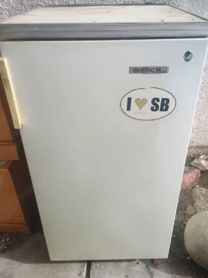 Vând Lada Artic 5 sertare