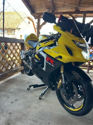 Suzuki GSX-R 750 - imagine 3
