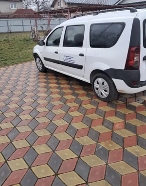 Dacia Logan MCV 7 locuri 1.5 dci - imagine 2