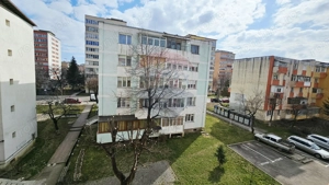 Apartament cu 2 camere de vânzare în zona Darmanesti