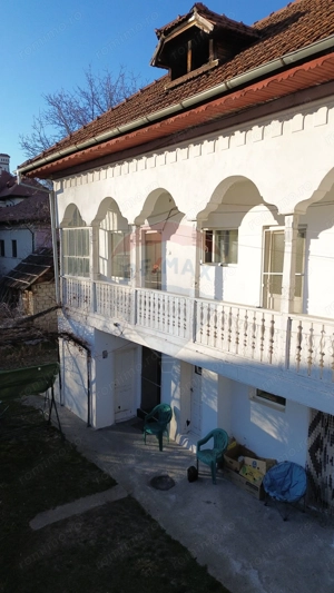 Casa de vânzare in centrul orașului Câmpulung la preț de apartament - imagine 12