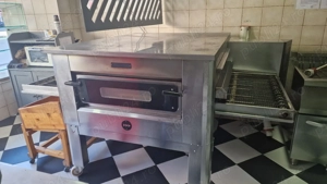 Cuptor tip tunel electric 24,4 kW cu banda de 80 cm