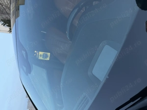 Mercedes E CLASS  - imagine 3