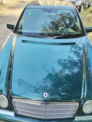 Vând Mercedes E220 avantgarde cu CI și Mercedes E 220 clasic