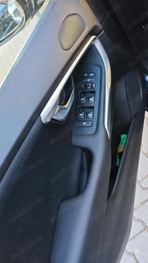 Volvo V40 D2 1.6 Diesel - imagine 8