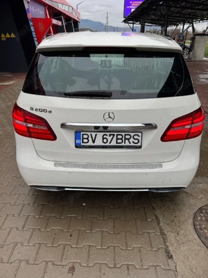 Mercedes Benz B200 - imagine 10