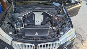 vand BMW X5 M50d - imagine 7