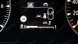 DACIA SANDERO STEPWAY Benzina+GPL(fabrica)!Garantie vehicul: 3 ani sau 100.000 KM. 5600KM! NOUA!!! - imagine 8