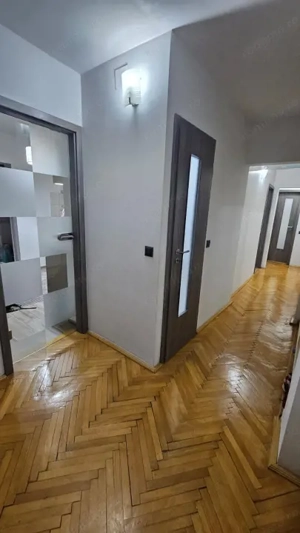 Apartament spatios - 3 camere - 2 bai - Lipovei - 122.990 € - imagine 11