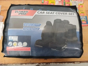 Huse auto universale