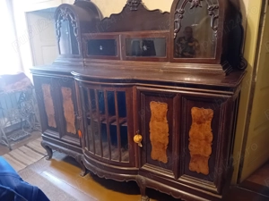 Vând mobila sufragerie,veche