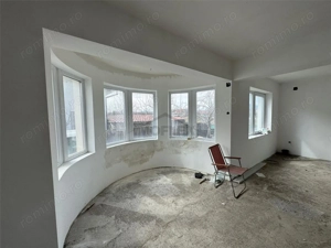 Casa spatioasa cu etaj si curte  #238;n Ghimbav - imagine 9