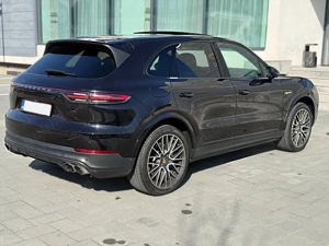 Porsche Cayenne 3.0i Plug-In Hybrid 2019 Platinum Matrix - imagine 2