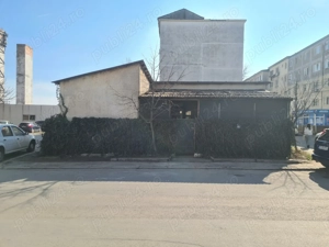 Spatiu 70 mp teren 156 mp