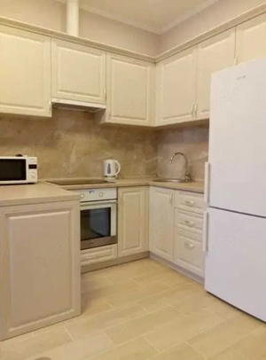 Garsonieră 30 mp, etaj 5, zona Aviației