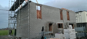 Muncitor,, SERIOS   Caut în construcții plata la zi 