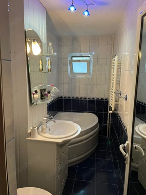 Închiriez apartament 2 mobilat centrală proprie - imagine 5