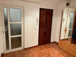 Închiriez apartament 2 mobilat centrală proprie - imagine 7