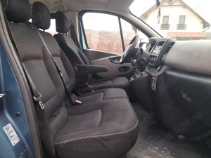 Renault Trafic 1.6CDTI 116CP an de fabricatie 2015 8+1 persoane  - imagine 2
