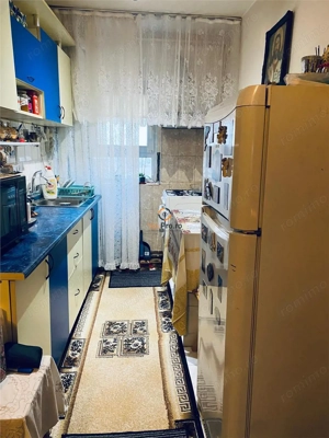 Apartament Decomandat cu centrala zona Buziasului - imagine 2