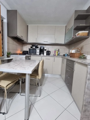 Apartament cu 4 camere  Spatiu comercial - imagine 8