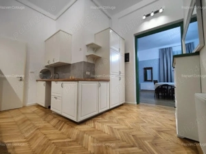 Apartament 3 camere - Central - 2 min de Catedrala - imagine 6