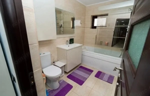 C5 - 3 camere, renovat complet, mobilat si utilat, parcare privata - imagine 2