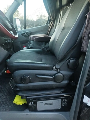 Vând Autoplatforma Mercedes Sprinter BA14 din 2018 euro 6, Motor de 3.0 V6 190 cp, pregătită de exte - imagine 9