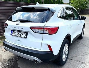 Ford Kuga 1.5 benzina 2022 81000 km garantie 2027 - imagine 2