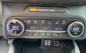 Ford Kuga 1.5 benzina 2022 81000 km garantie 2027 - imagine 6