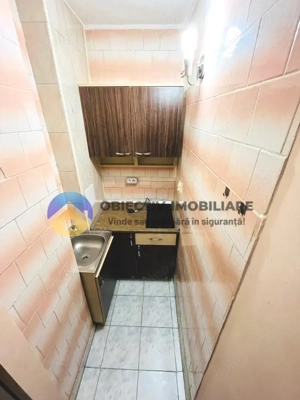 Garsonieră Centru – etaj intermediar – mobilată și utilată - imagine 8