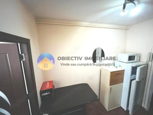 Garsonieră Centru – etaj intermediar – mobilată și utilată - imagine 5