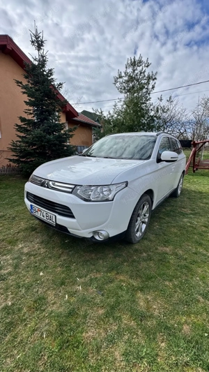 Mitsubishi Outlander 2013 2.2 D 150 cp 4x4