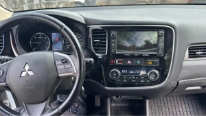 Mitsubishi Outlander 2013 2.2 D 150 cp 4x4 - imagine 5