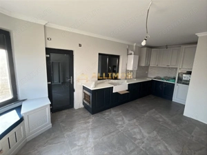 Eleganta la malul lacului- Vila premium cu ponton privat. - imagine 4