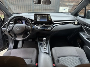 Toyota C-HR 1.8 HSD Core, 2020,1.8 Benzina Hybrid Automata, 122CP Km reali, Carte si Istoric Service - imagine 3