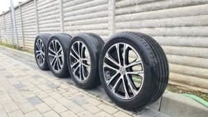 Set complet Roți originale SINGAPORE VW 17” + Anvelope 215/55/17 vară Goodyear + Senzori TPMS - imagine 5