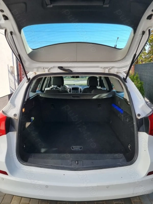 Opel ASTRA J Sports Tourer - imagine 3