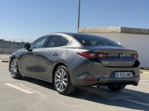 Mazda 3 sedan 2023, garantie 2029, prim proprietar, impecabila - imagine 4