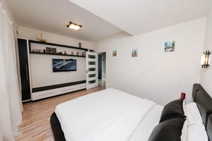 Vanzare garsoniera in zona Eroii Revolutiei