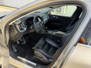 Volvo XC 60, D4 Inscpription 2020 - imagine 8