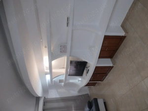 Închiriez apartament zona 9 mai - imagine 2